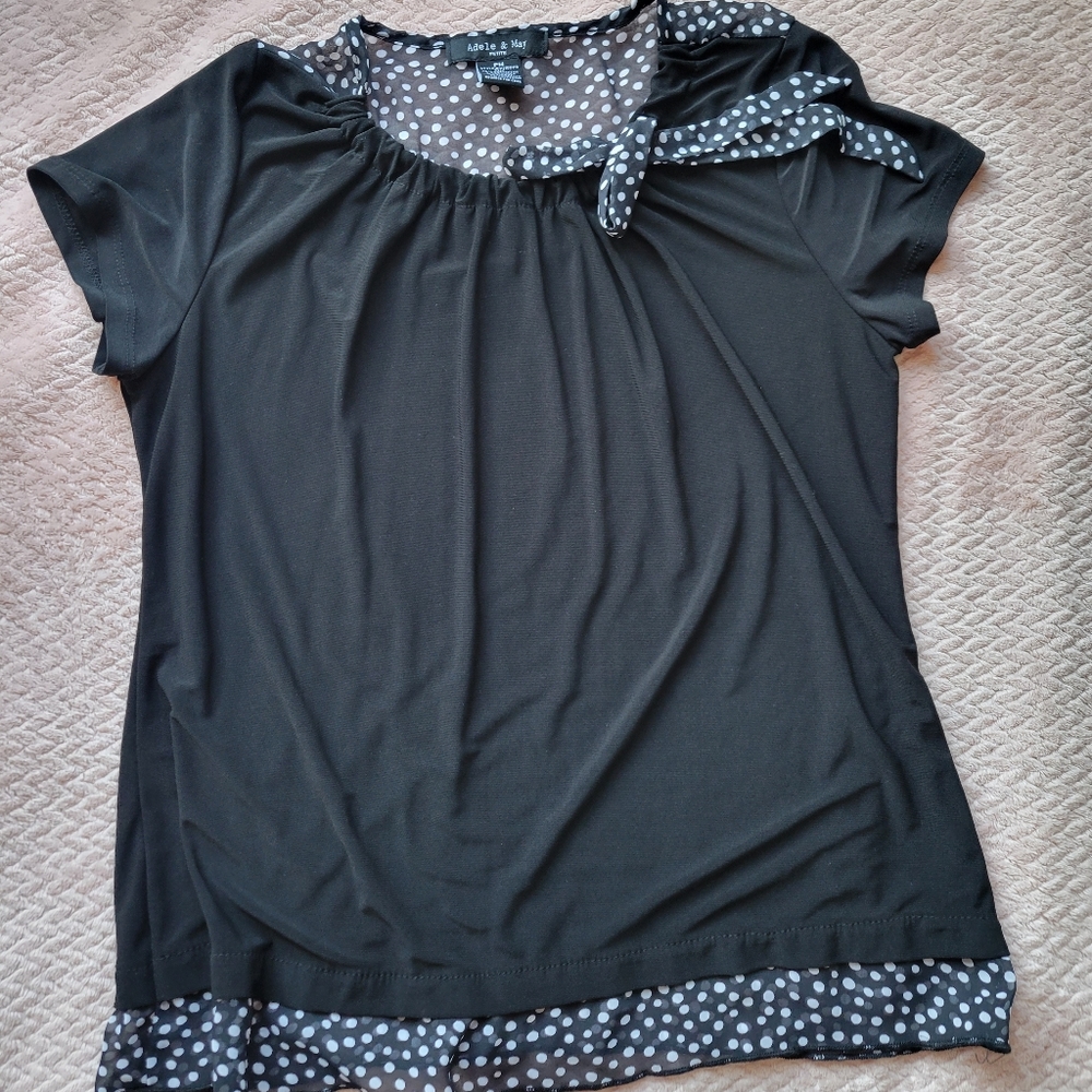 Black sleeveless blouse